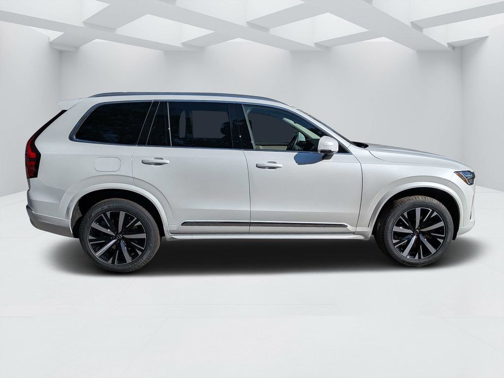 New 2026 Volvo XC90 B5 Core SUV
