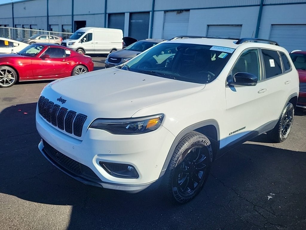 2023 Jeep Cherokee Altitude Lux