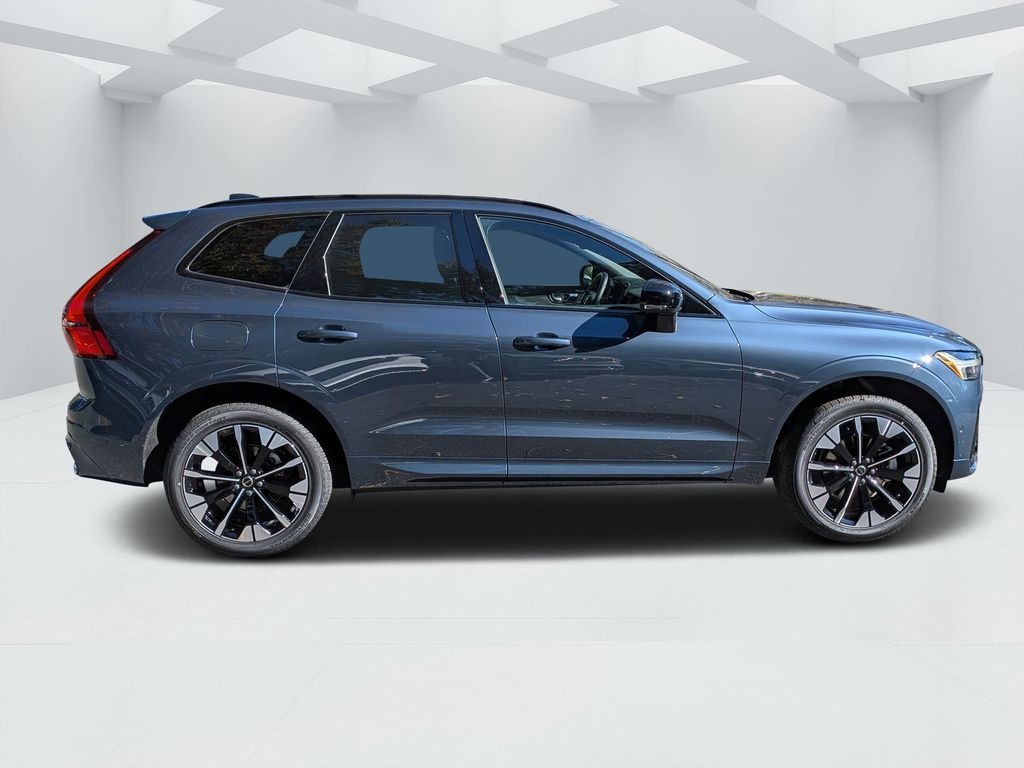 New 2026 Volvo XC60 B5 Plus SUV