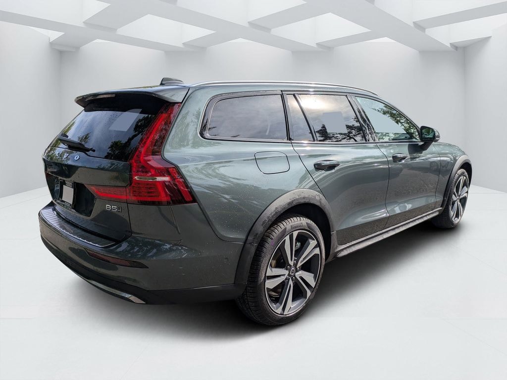 New 2026 Volvo V60 Cross Country B5 Plus Wagon
