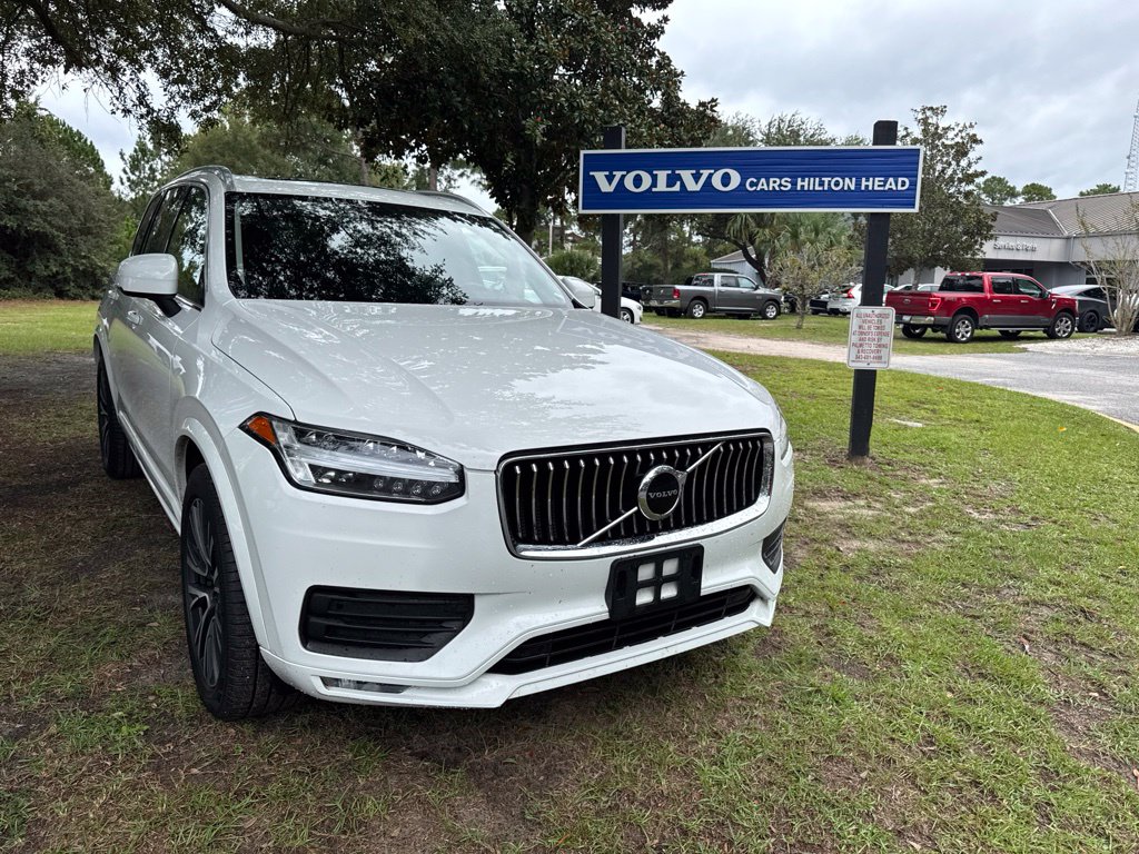 2022 Volvo XC90 T5 Momentum SUV