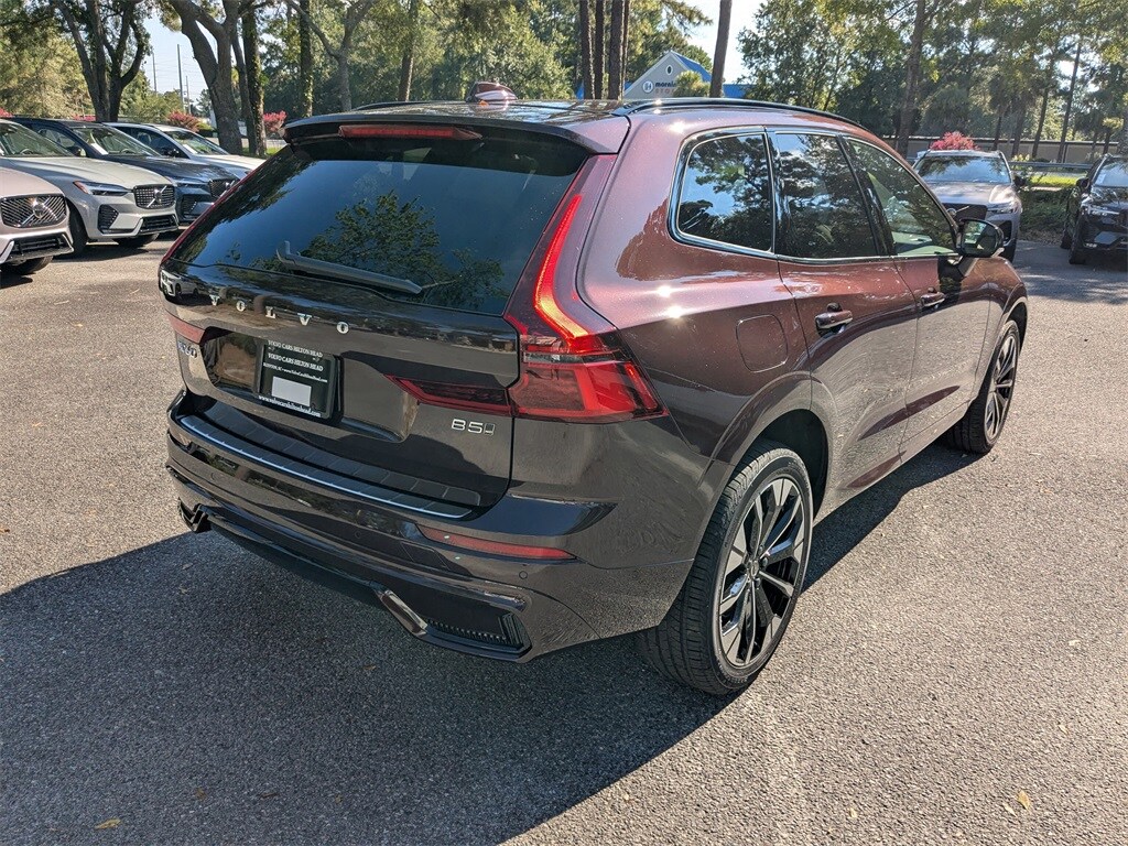 2026 Volvo XC60 B5 Plus photo 4
