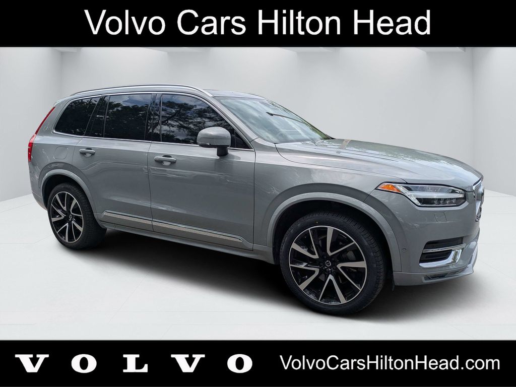 2024 Volvo XC90 B6 Plus 6-Seater Bright theme 4WD's photo