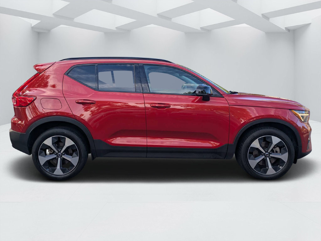 Certified 2024 Volvo XC40 B5 Plus Dark Theme SUV