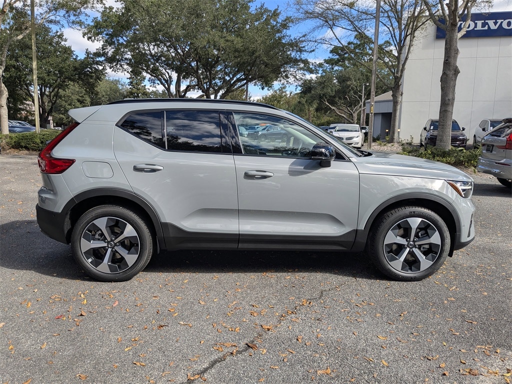 New 2026 Volvo XC40 B5 Plus SUV