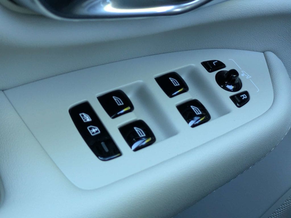 2026 Volvo XC90 Ultra - Photo 25