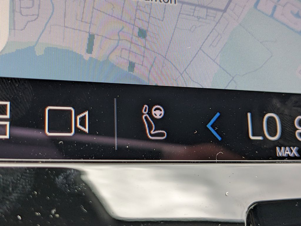 2025 Volvo XC60 Plus - Photo 26