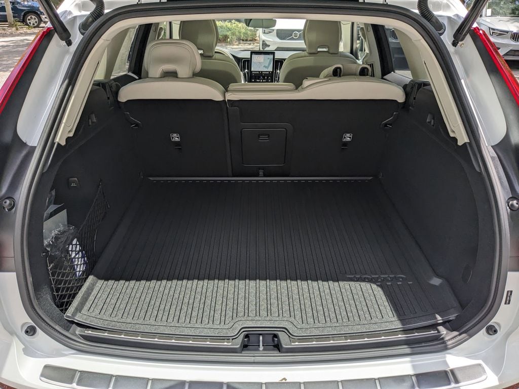 2026 Volvo XC60 Ultra - Photo 12