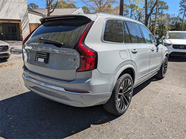 2025 Volvo XC90 Plus photo 4