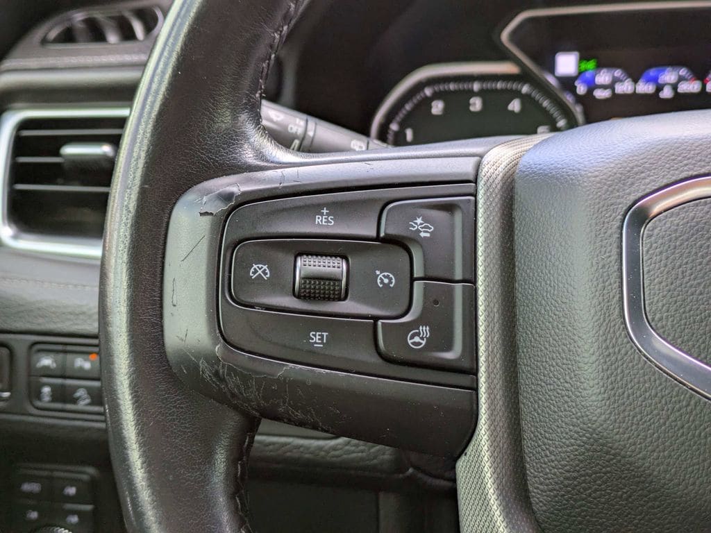 2021 GMC Yukon Denali - Photo 26