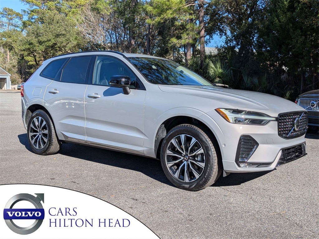 2025 Volvo XC60 Plus's photo