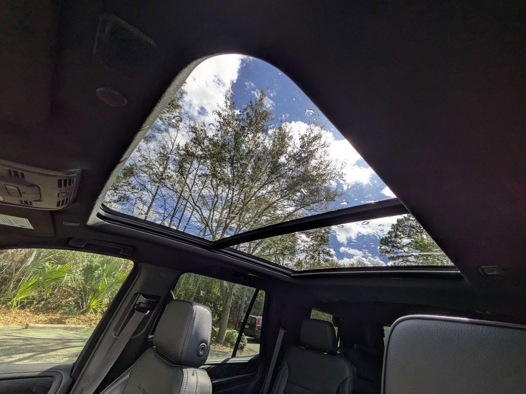 2021 GMC Yukon Denali - Photo 20