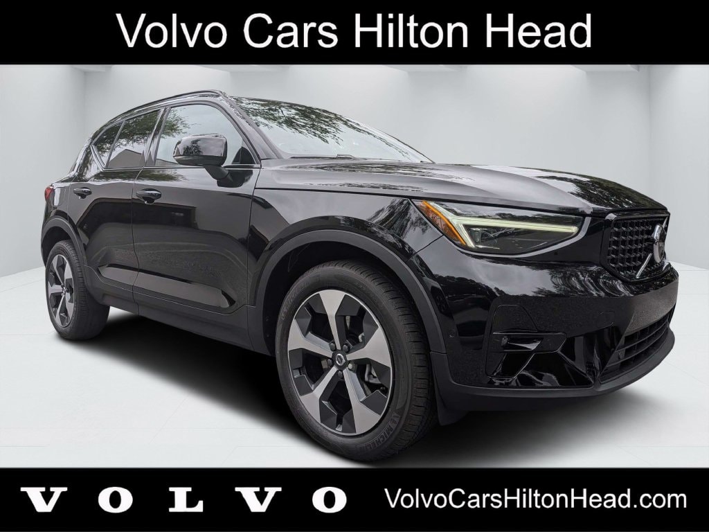 New 2026 Volvo XC40 B5 Plus SUV