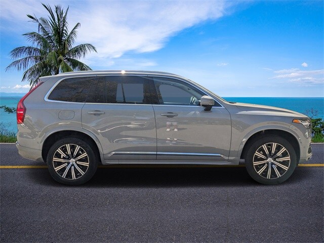 2025 Volvo XC90 Plus photo 2