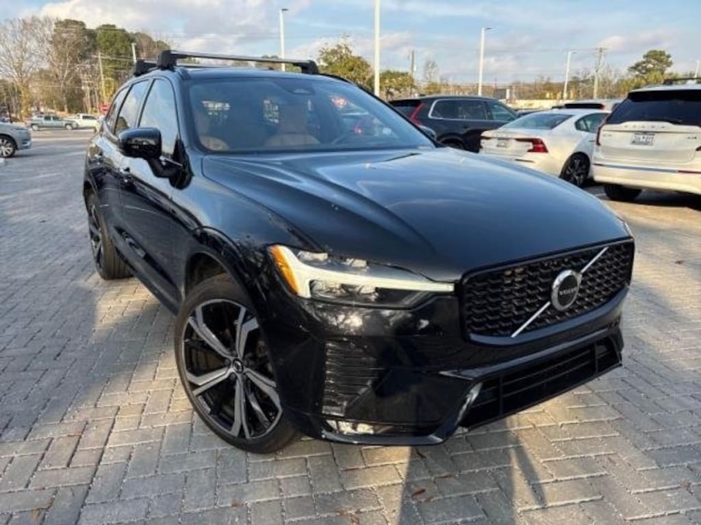 Used 2023 Volvo XC60 B5 Ultimate Dark Theme SUV
