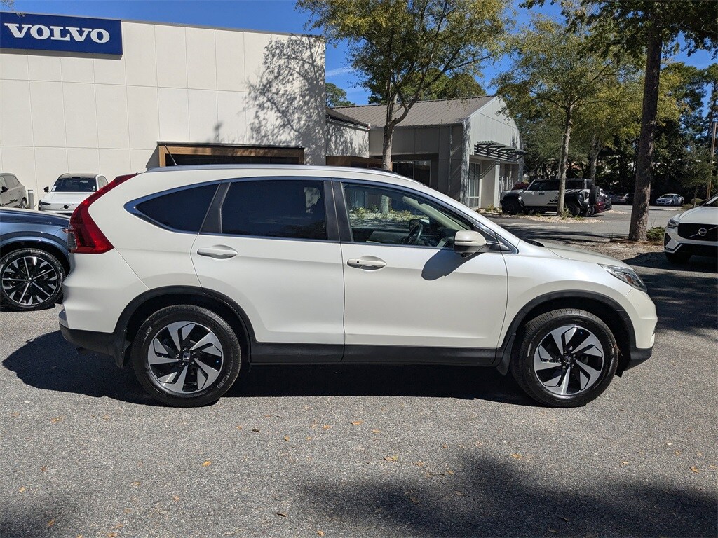2016 Honda CR-V Touring photo 2