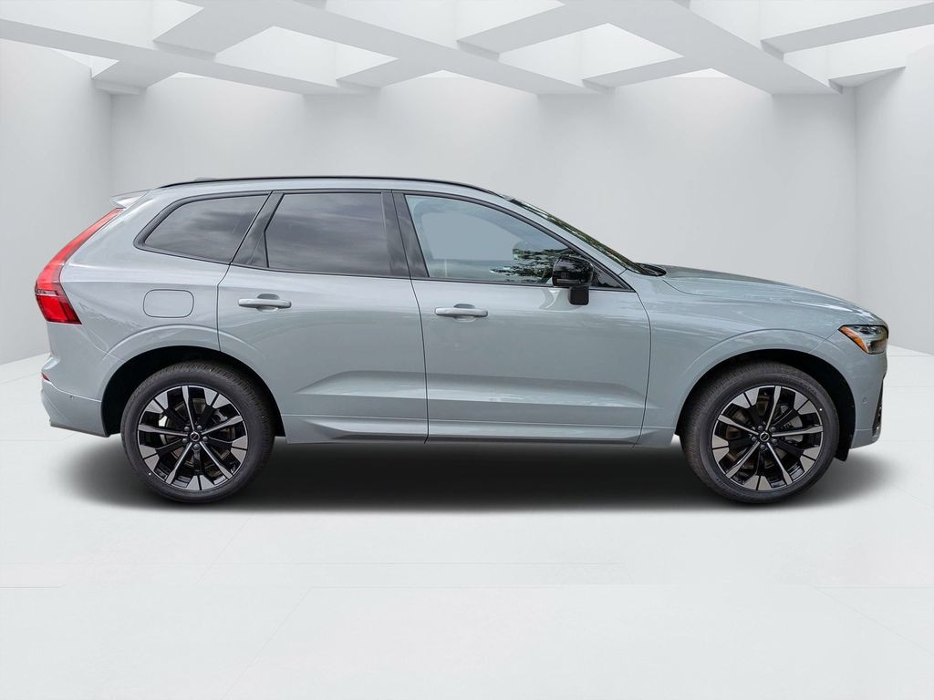 New 2026 Volvo XC60 plug-in hybrid T8 Plus SUV