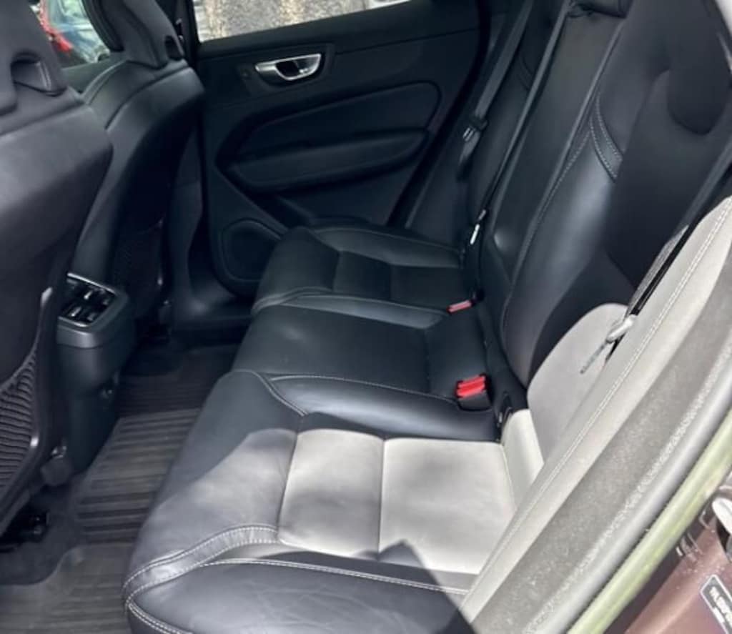 Used 2023 Volvo XC60 B5 Ultimate Bright Theme SUV