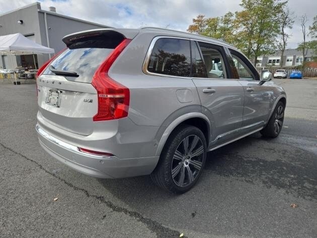 2023 Volvo XC90 Ultimate photo 3