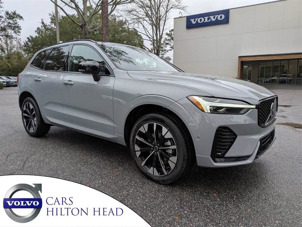 2026 Volvo XC60 Plus's photo
