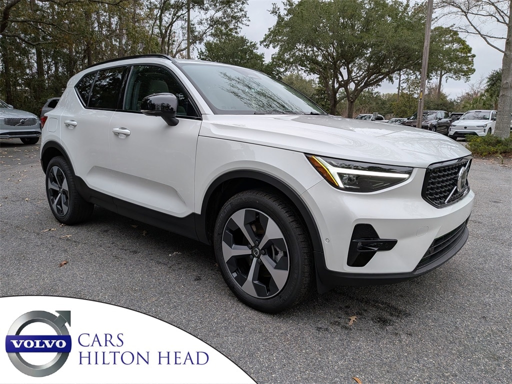 2026 Volvo XC40 Plus's photo
