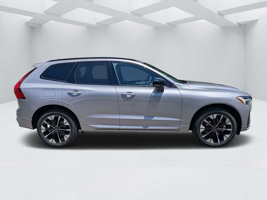 New 2026 Volvo XC60 B5 Plus SUV