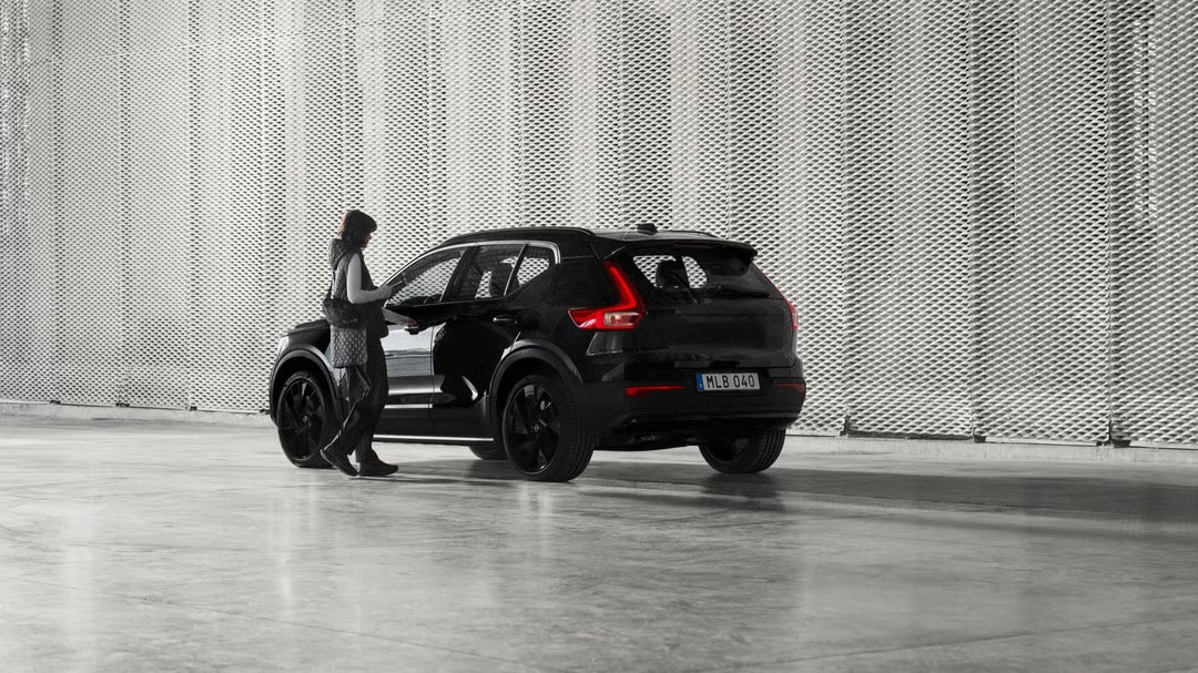 2026 Volvo XC40 Black Edition performance placeholder