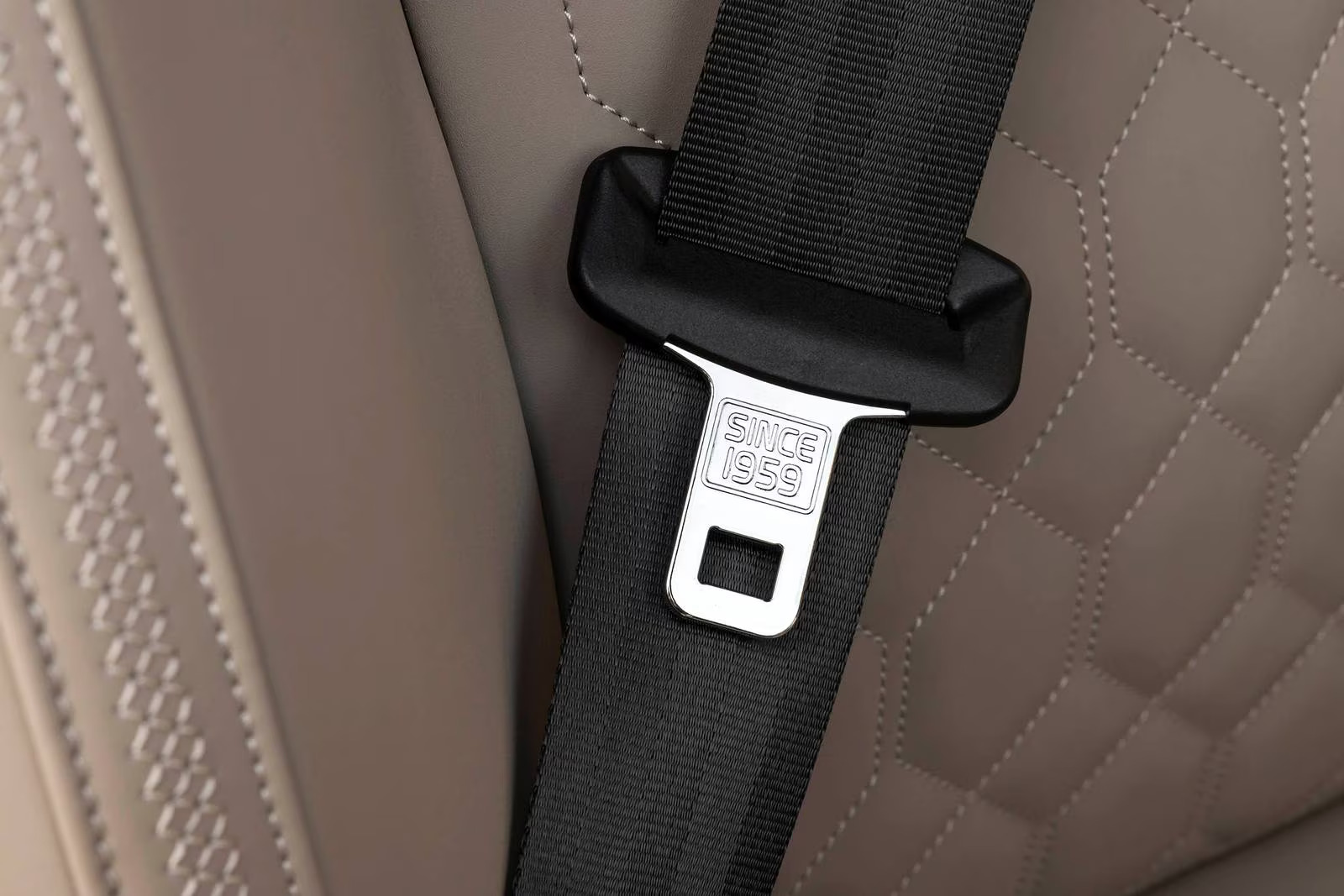 2027 Volvo XC90 Plug-In Hybrid safety and driver assistance