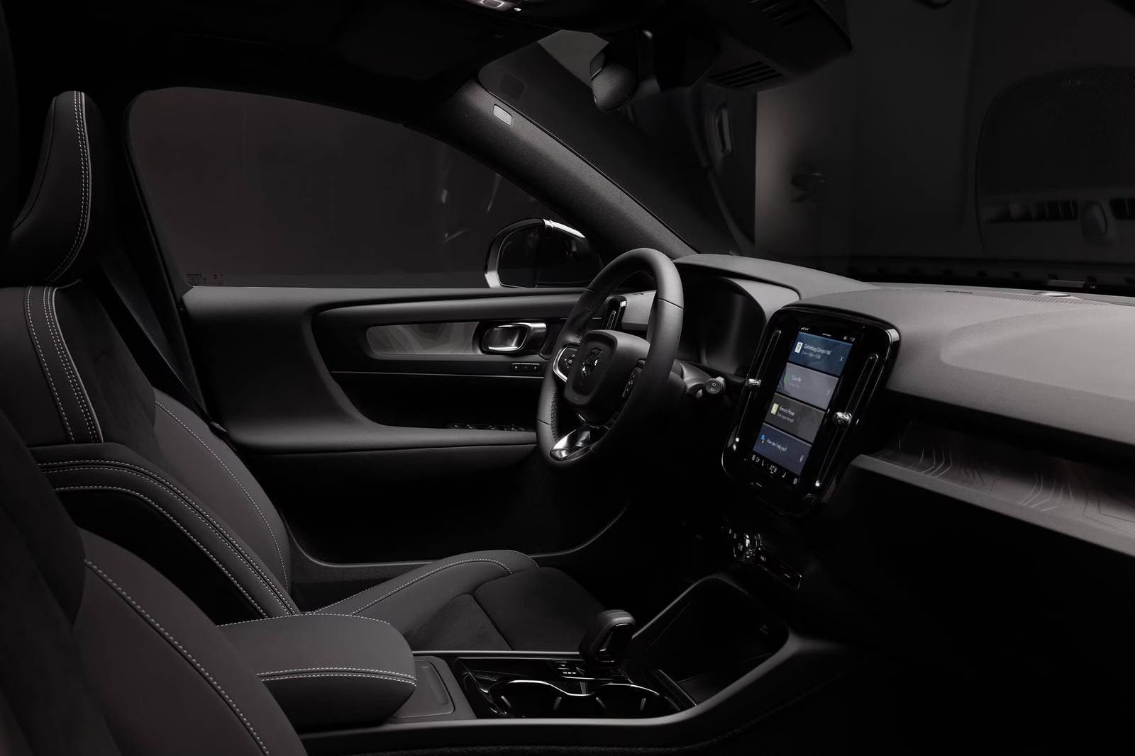 Volvo EX40 Black Edition Cabin and Interior