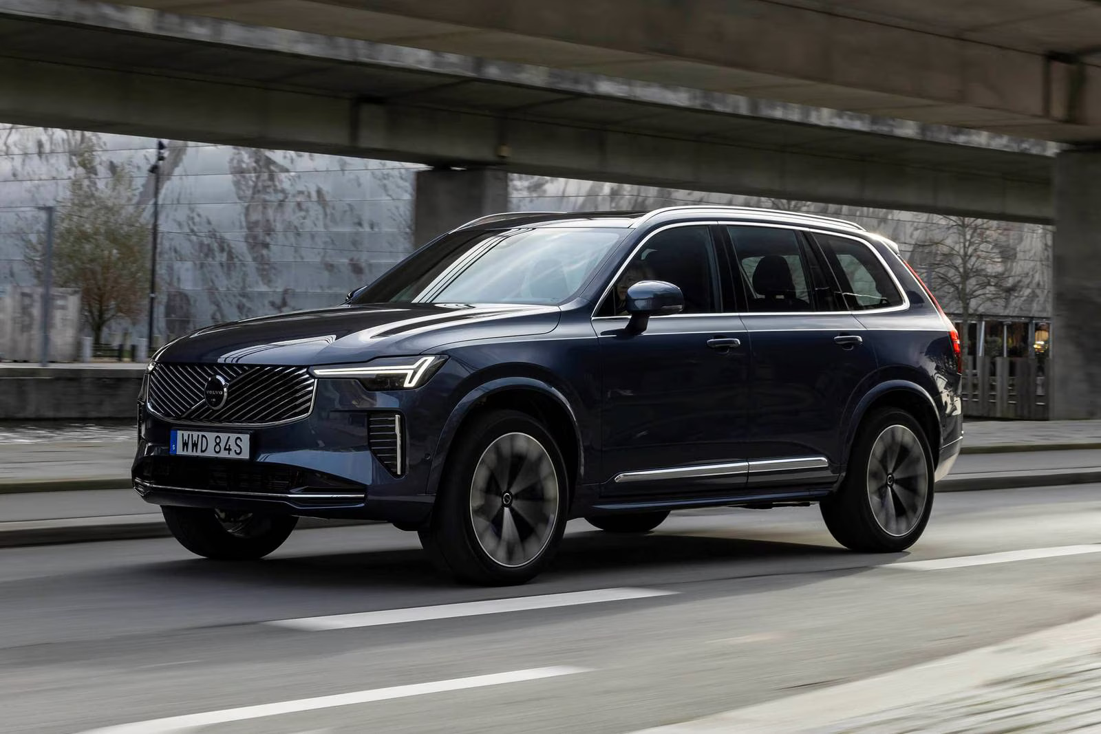 2027 Volvo XC90 performance and powertrain