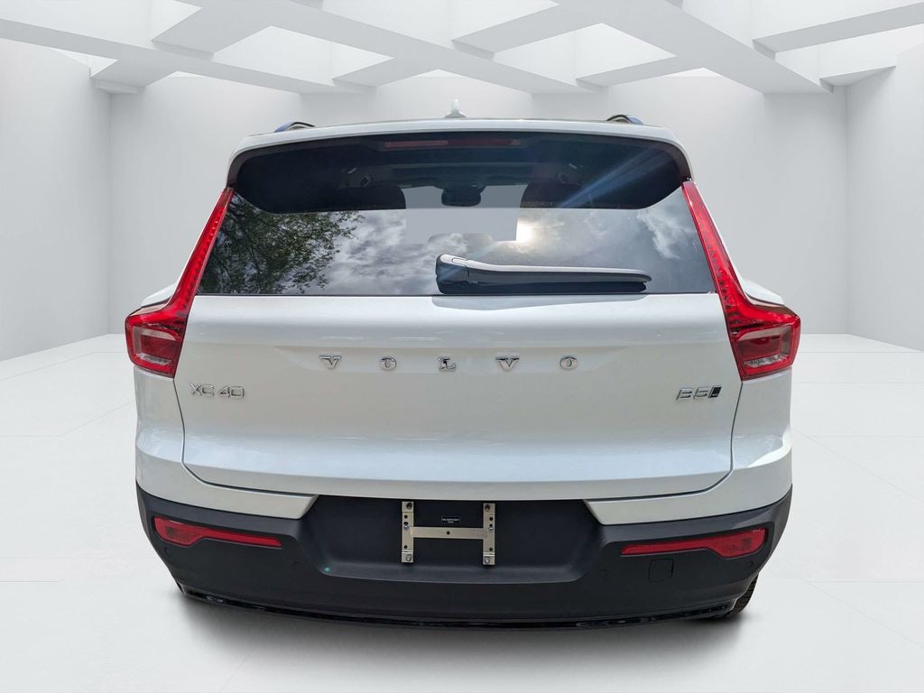 Certified 2026 Volvo XC40 B5 Plus SUV