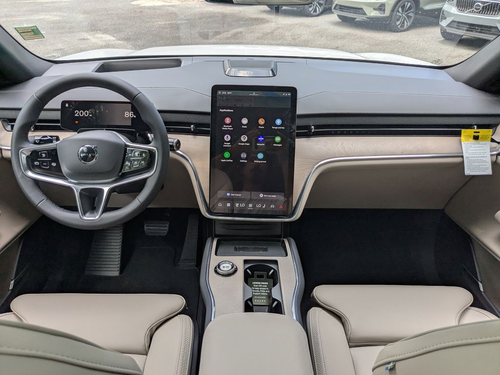 2025 Volvo EX90 Plus - Photo 15