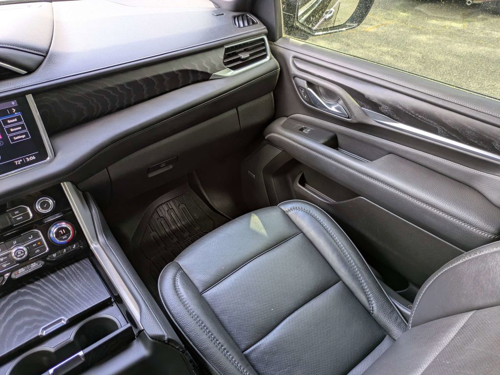 2021 GMC Yukon Denali - Photo 16
