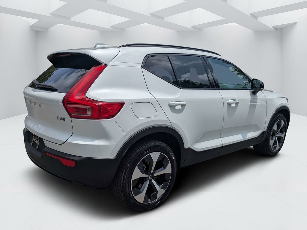 Certified 2026 Volvo XC40 B5 Plus SUV