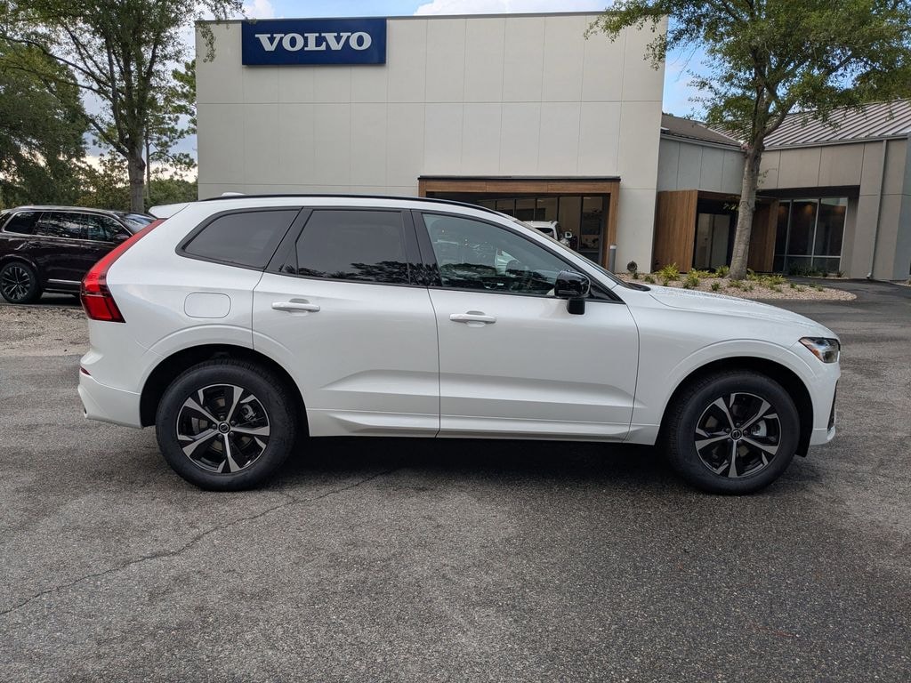 New 2026 Volvo XC60 B5 Core SUV