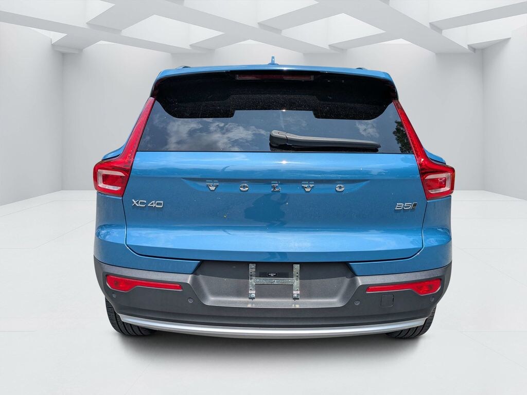 Certified 2023 Volvo XC40 B5 Plus Bright Theme SUV