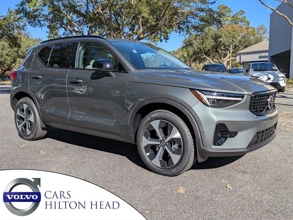 2026 Volvo XC40 Plus's photo