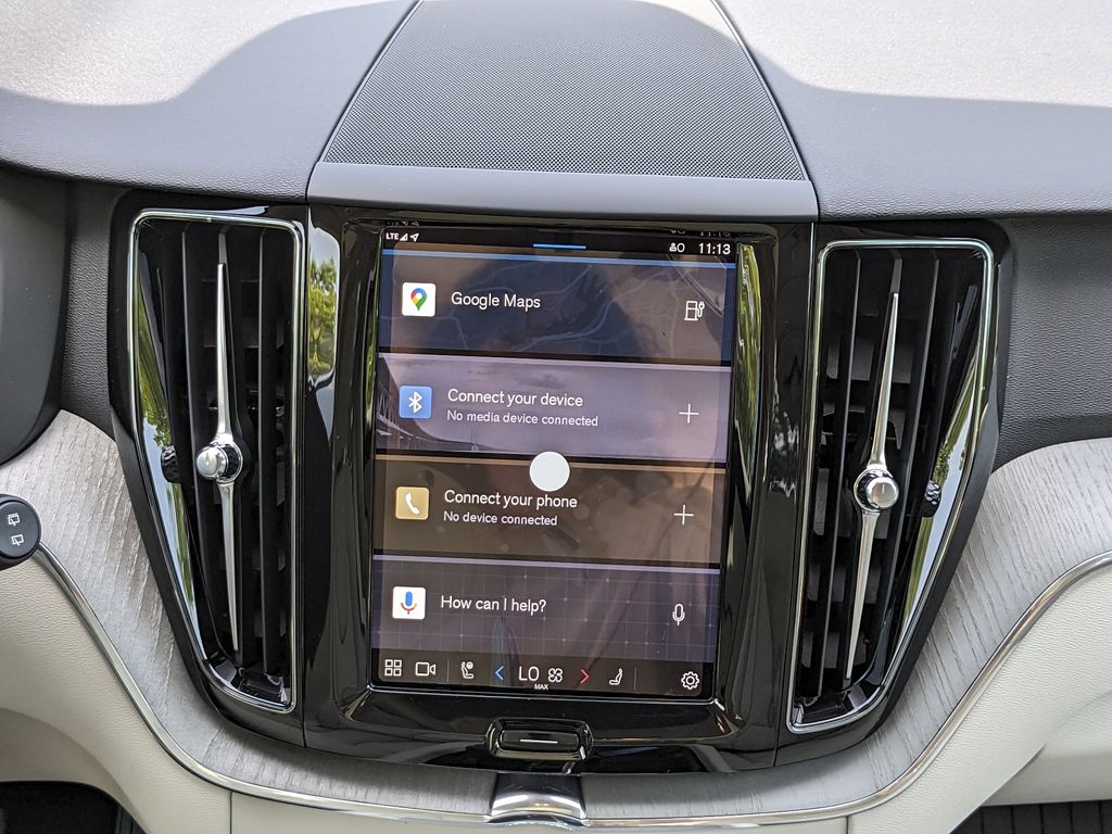 2025 Volvo XC60 Plus - Photo 19