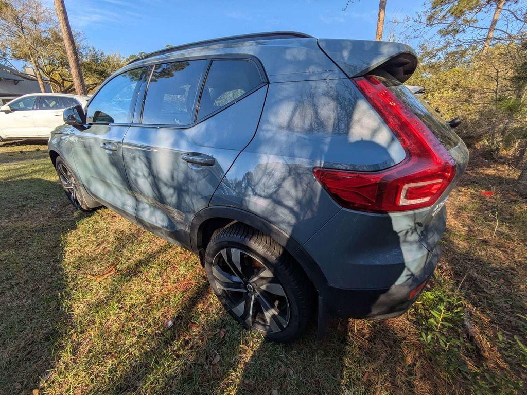 Certified 2023 Volvo XC40 Ultimate SUV