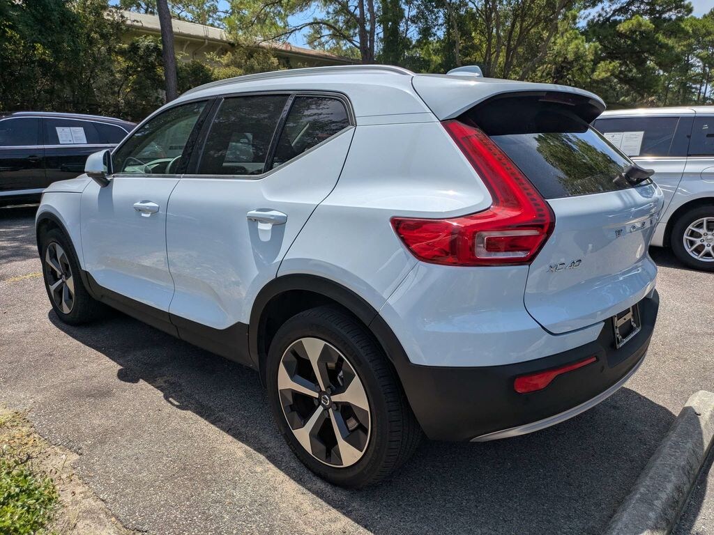 Certified 2024 Volvo XC40 B5 Core SUV