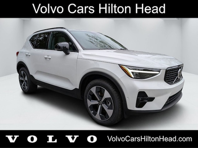 2026 Volvo XC40 B5 Plus AWD SUV