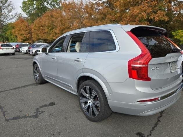 2023 Volvo XC90 Ultimate photo 4