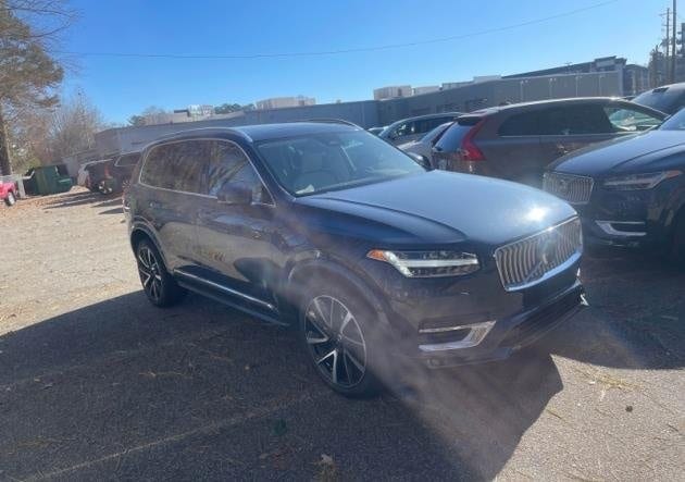 2023 Volvo XC90 Plus's photo