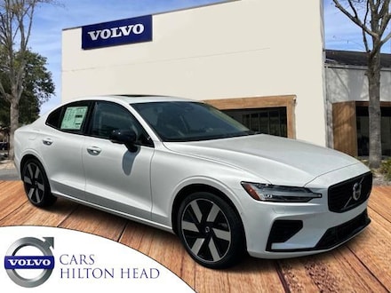 2024 Volvo S60 Recharge Plug-In Hybrid T8 Plus Dark Theme Sedan