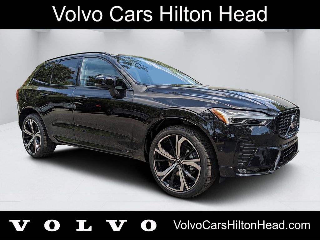 2025 Volvo XC60 B5 Ultra Dark AWD's photo