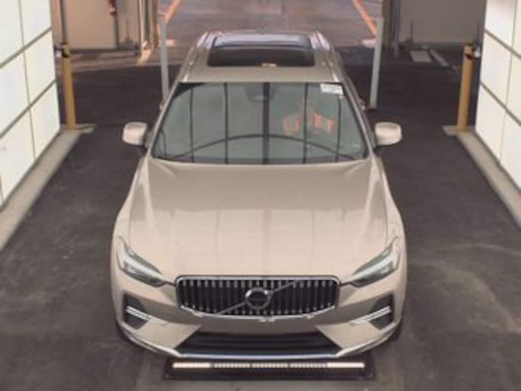Used 2023 Volvo XC60 B5 Ultimate Bright Theme SUV