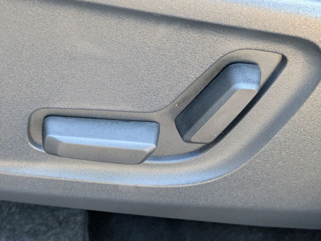 2026 Volvo XC40 Plus - Photo 20