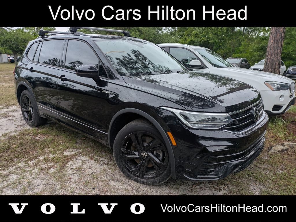 2023 Volkswagen Tiguan SE R-LINE BLACK