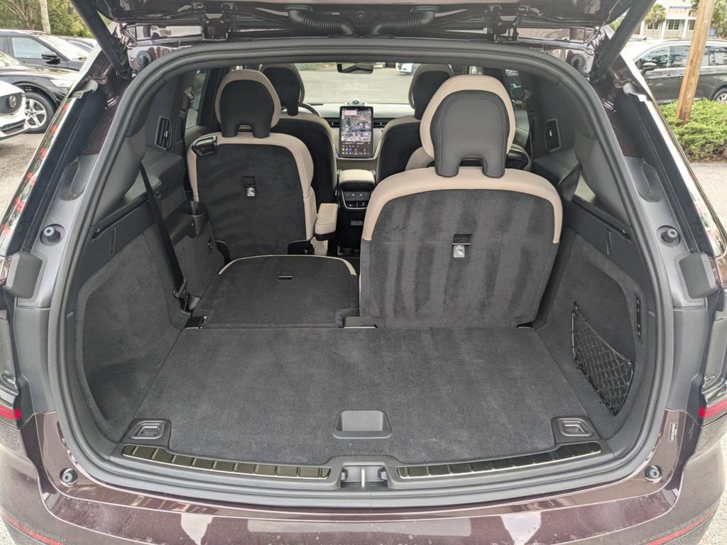 2025 Volvo EX90 Ultra - Photo 12