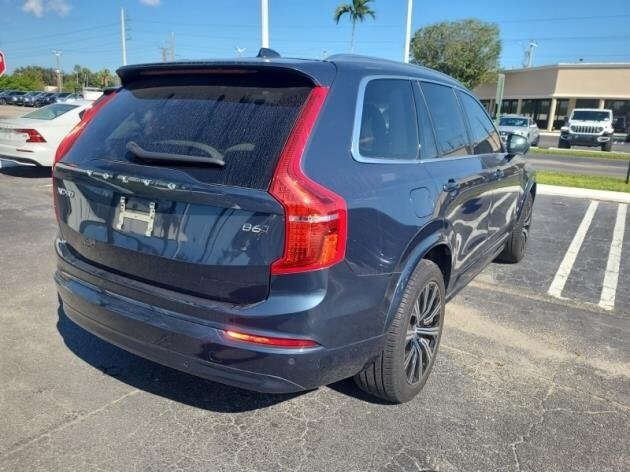 2023 Volvo XC90 Core photo 4